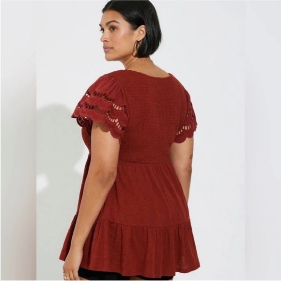 Size 0X Torrid Gauze Eyelit Burnt Orange Shirt - Picture 2 of 7